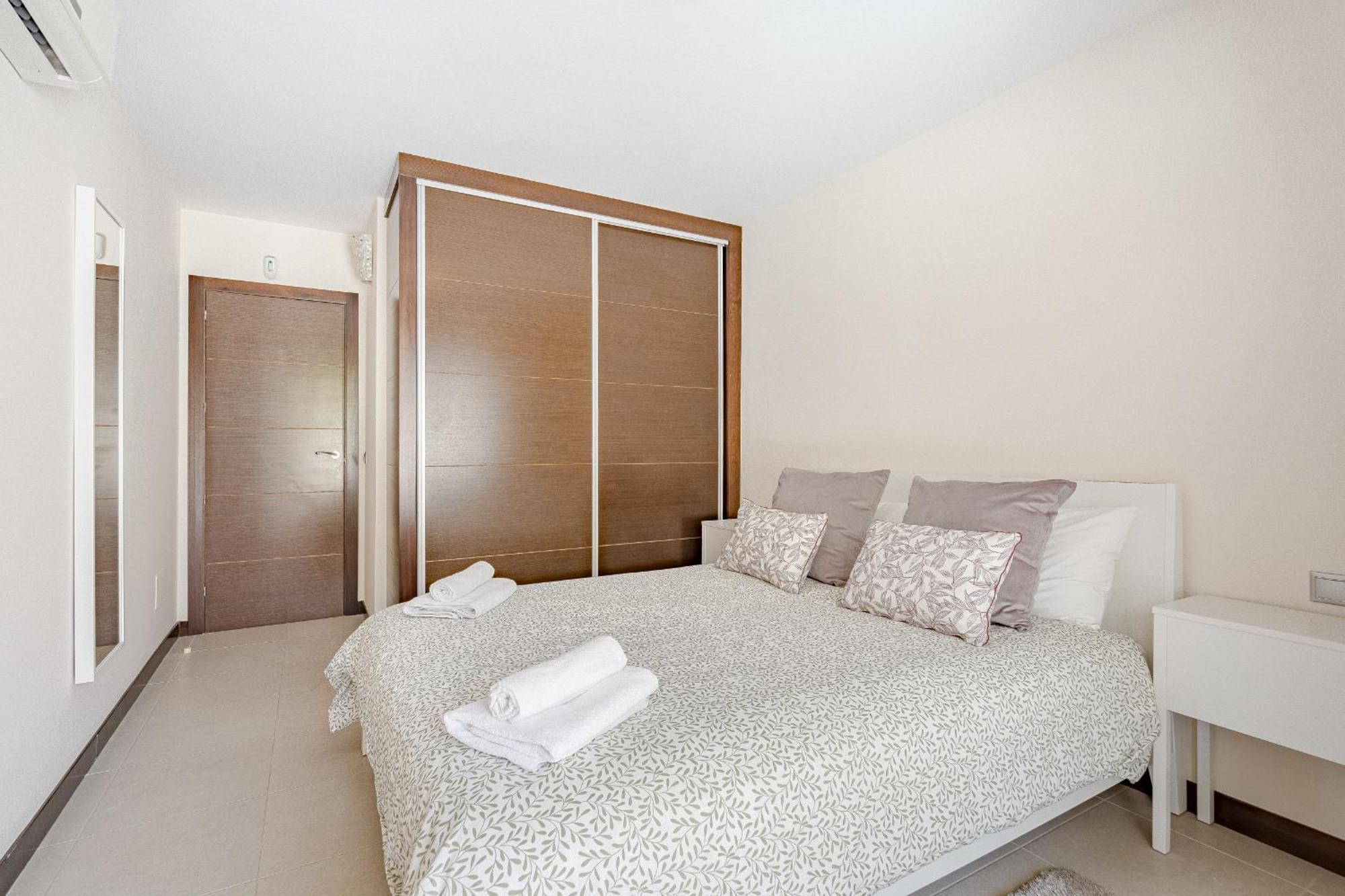 Cozy Apartment In Playa Paraiso Costa Adeje  Exteriör bild