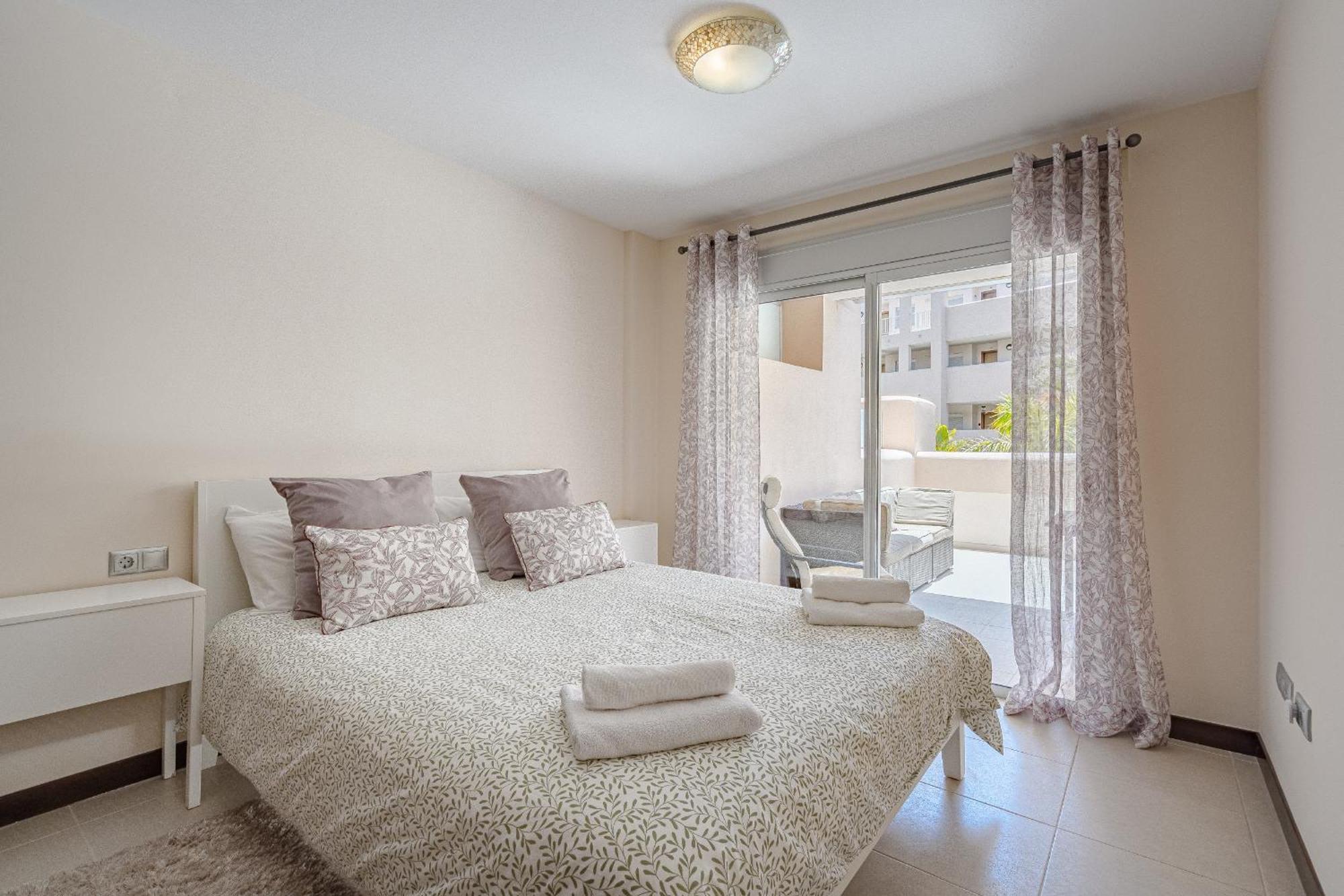 Cozy Apartment In Playa Paraiso Costa Adeje  Exteriör bild