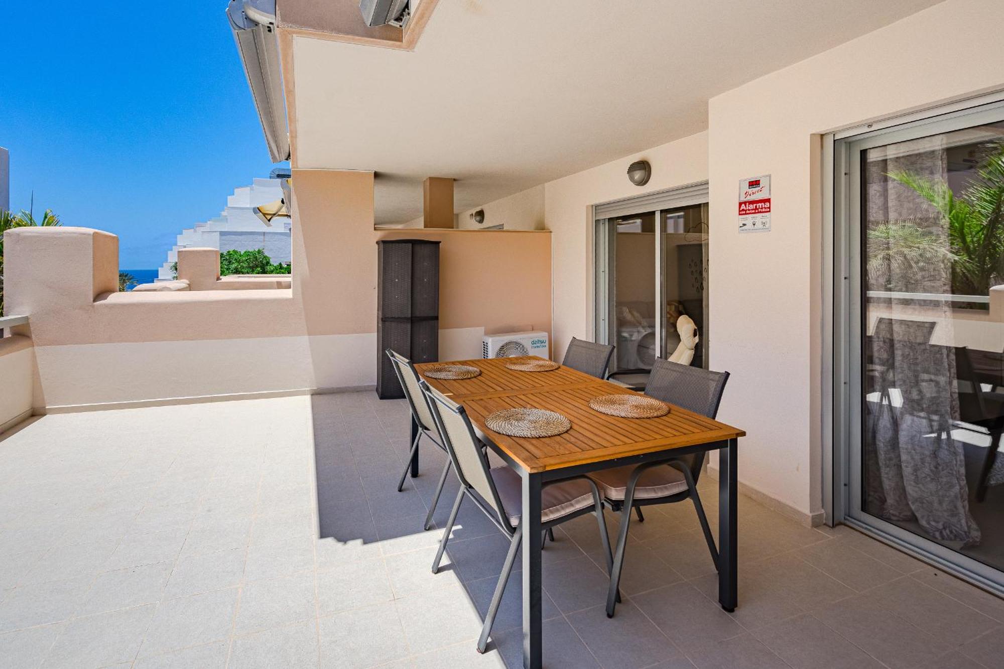 Cozy Apartment In Playa Paraiso Costa Adeje  Exteriör bild